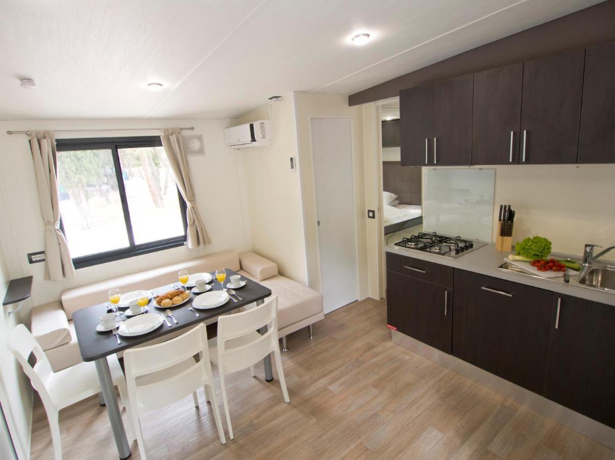 Mobile Homes Solaris Vacanceselect Šibenik Exterior foto