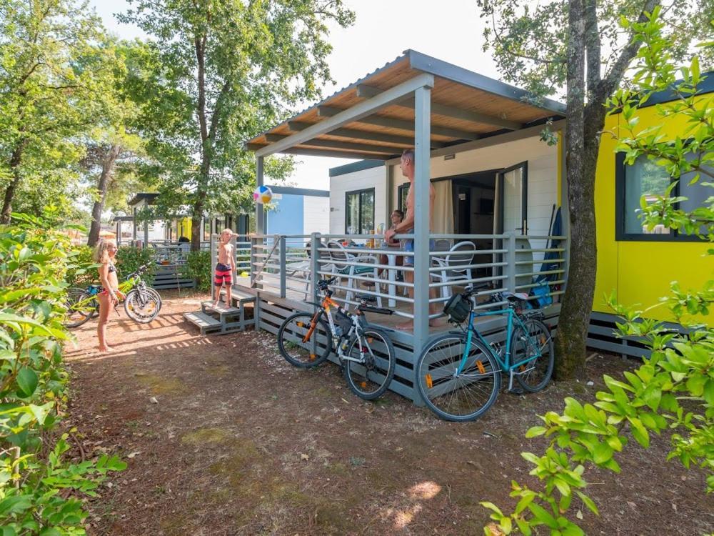 Mobile Homes Solaris Vacanceselect Šibenik Exterior foto